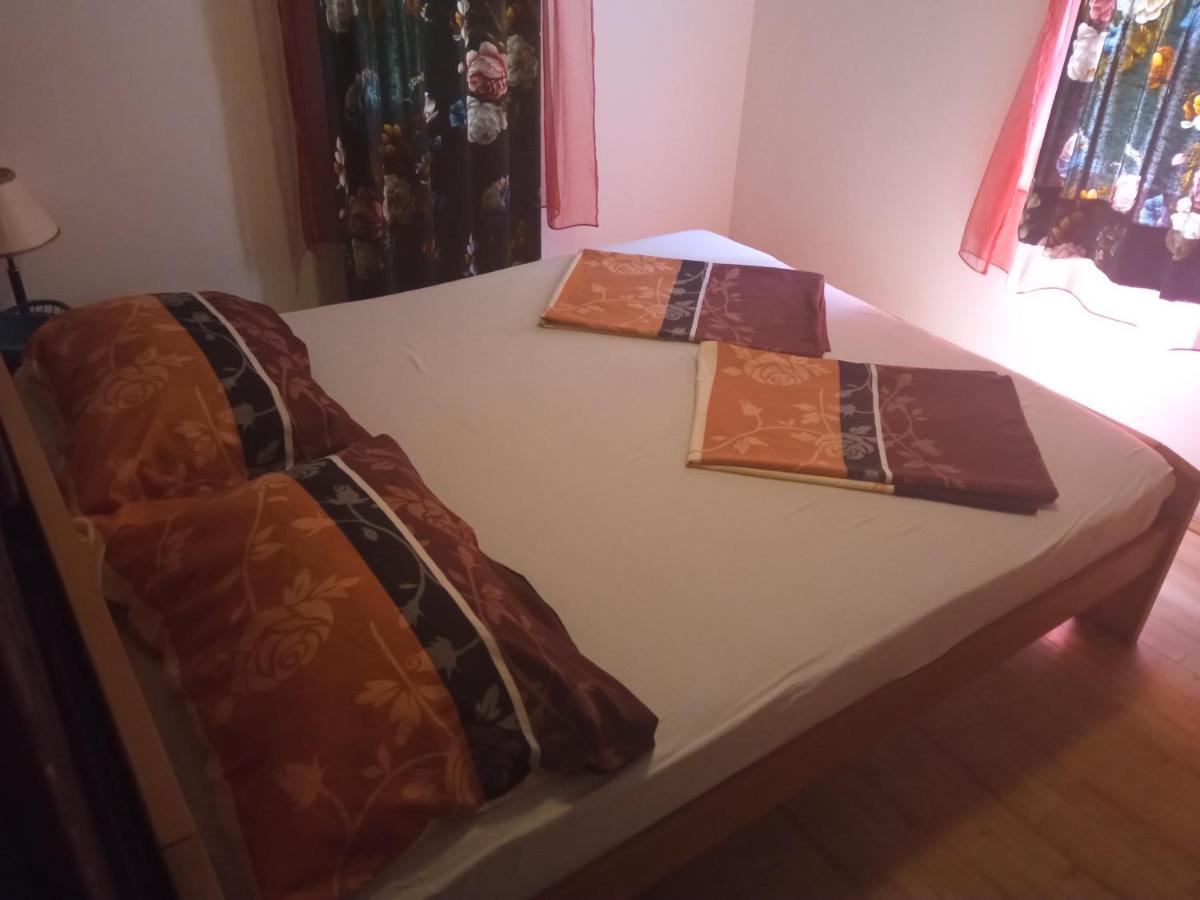 Casa De Laza Apartments تْشيرسيك نوفي المظهر الخارجي الصورة